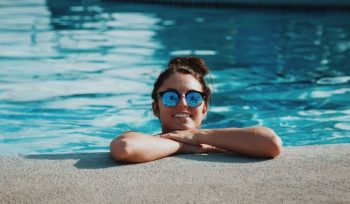 pool-airbnb